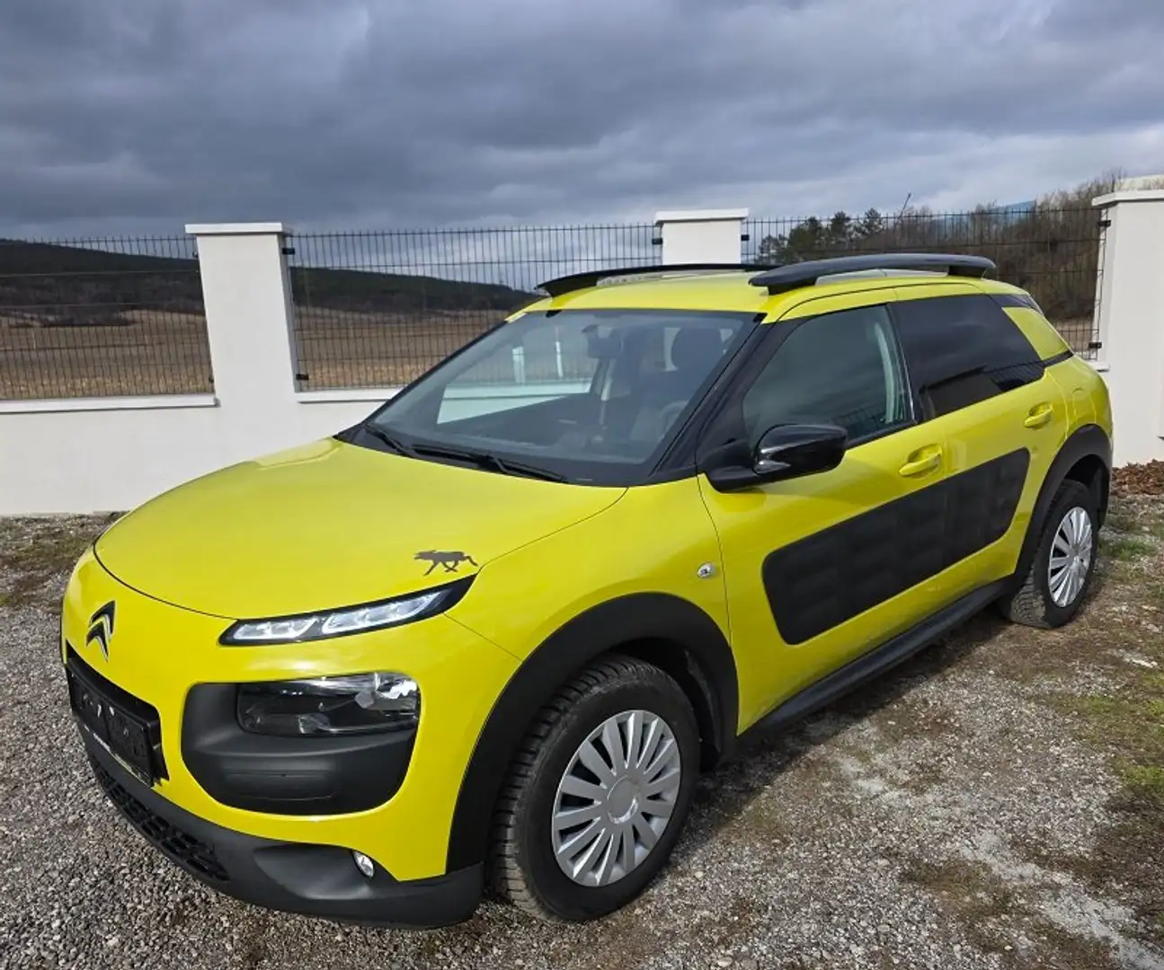 Citroen C4 Cactus C4 Cactus 1,2 VTI82 Feel Gelb - 1