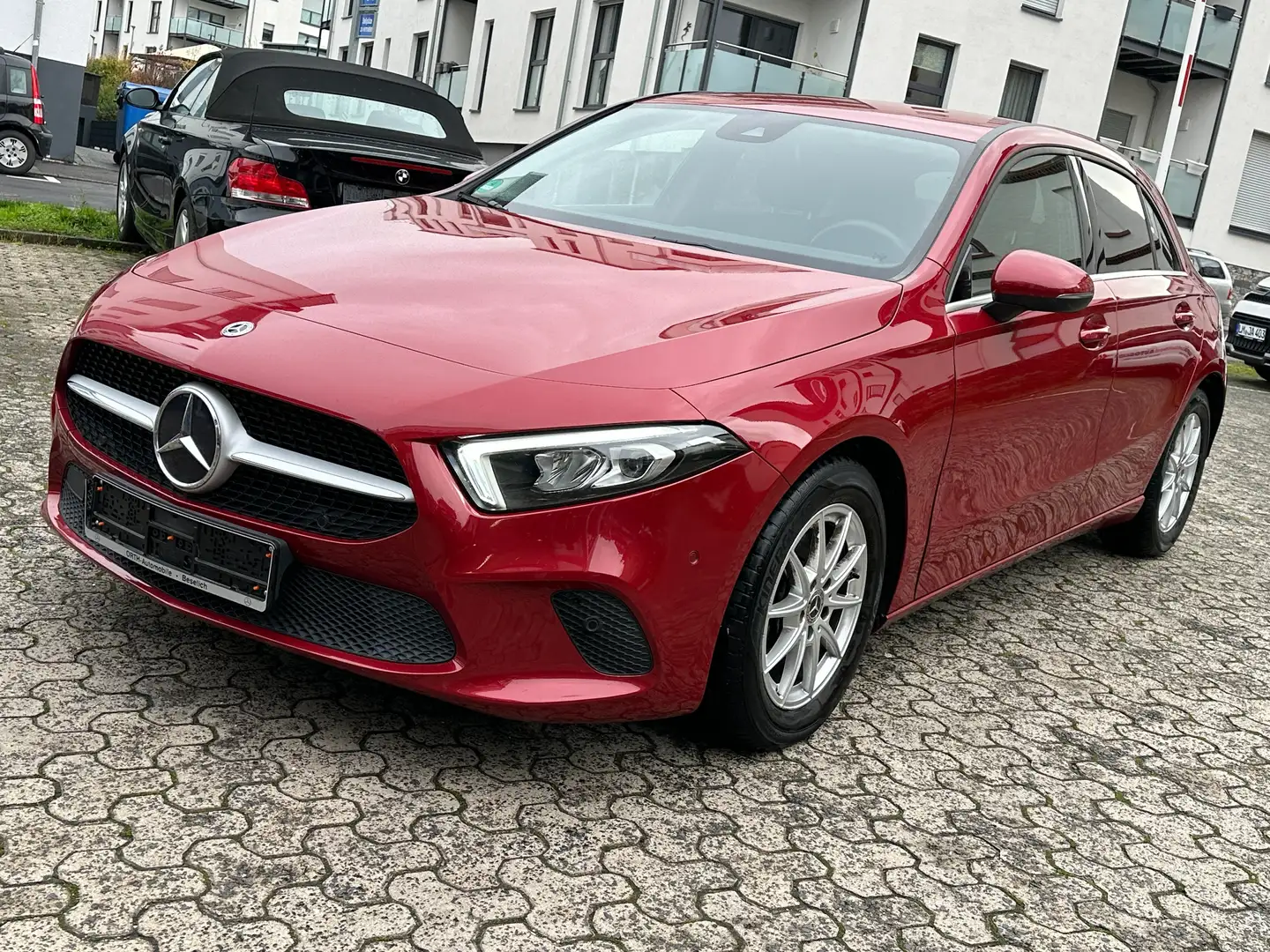 Mercedes-Benz A 180 A 180 d Rot - 1