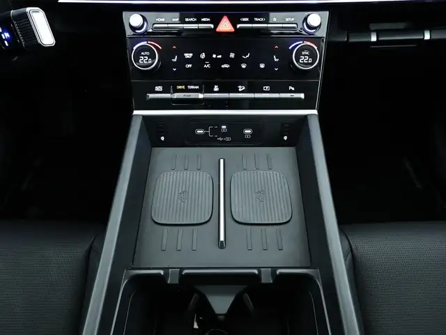 Hyundai Santa Fe view 14