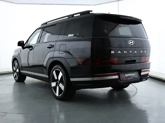 Hyundai Santa Fe view 4