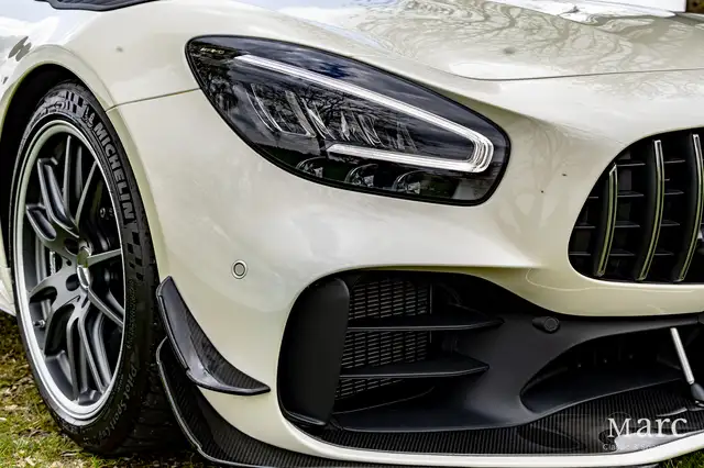 Mercedes-Benz Amg GT view 11