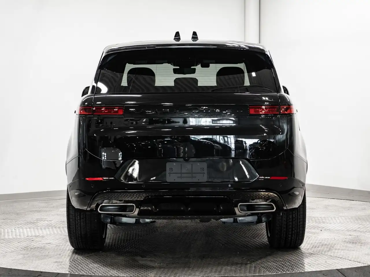 Land Rover Range Rover Sport photo Land Rover Range Rover Sport