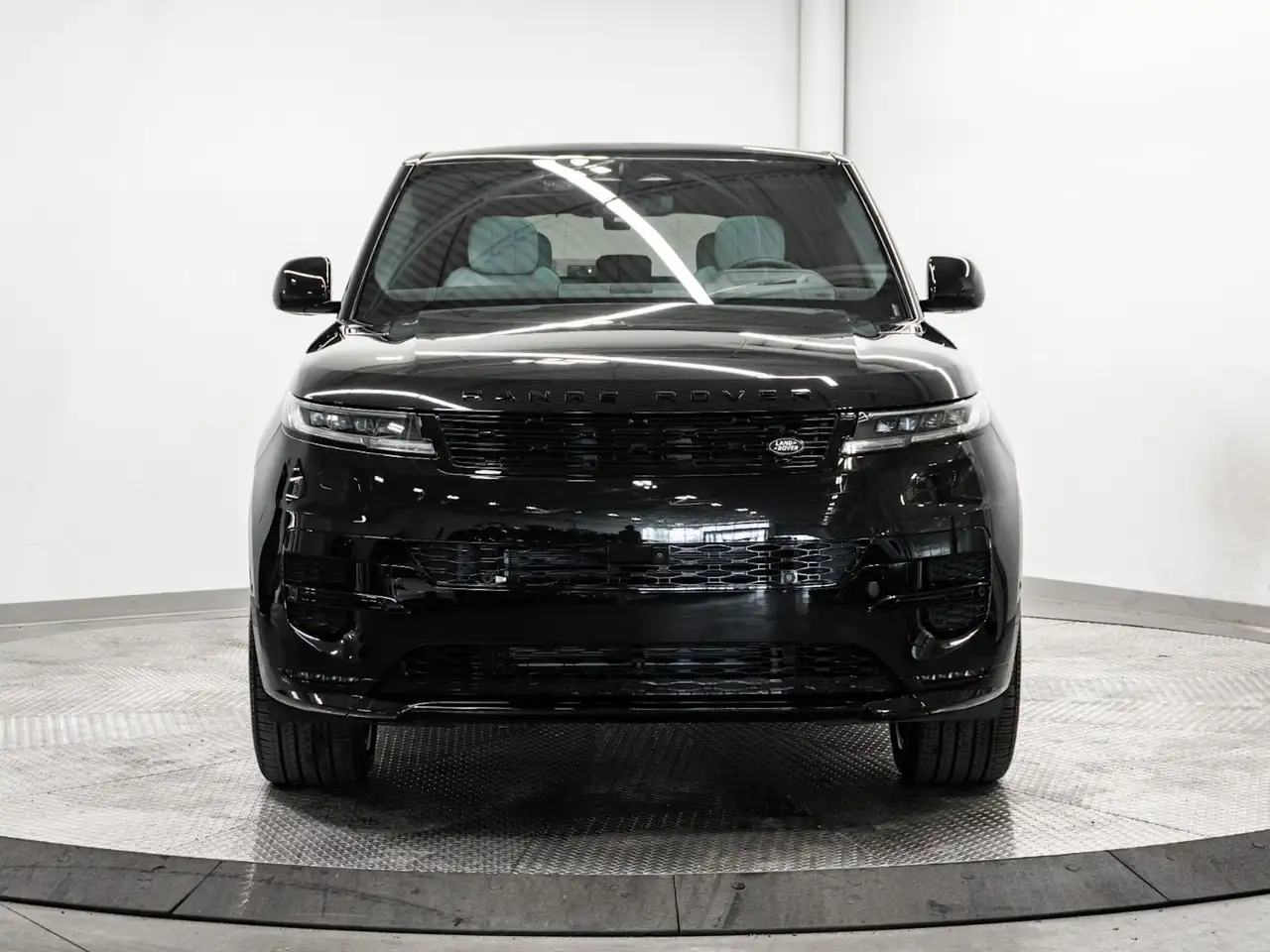 Land Rover Range Rover Sport photo Land Rover Range Rover Sport