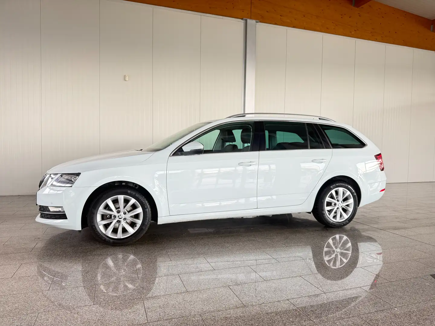Skoda Octavia Style Combi TDI Weiß - 1