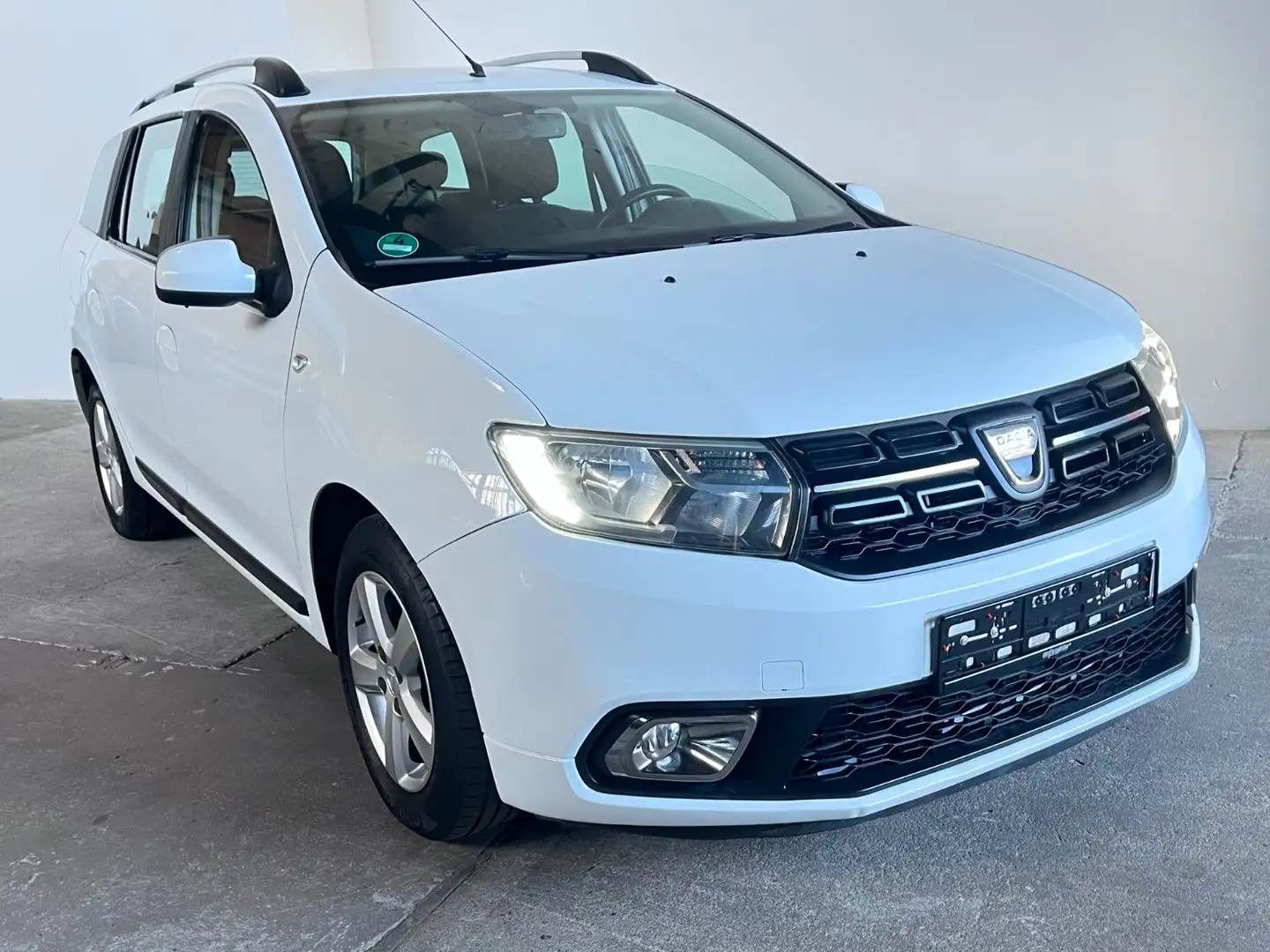 Dacia Logan MCV II Kombi Laureate *Automatik* Weiß - 2