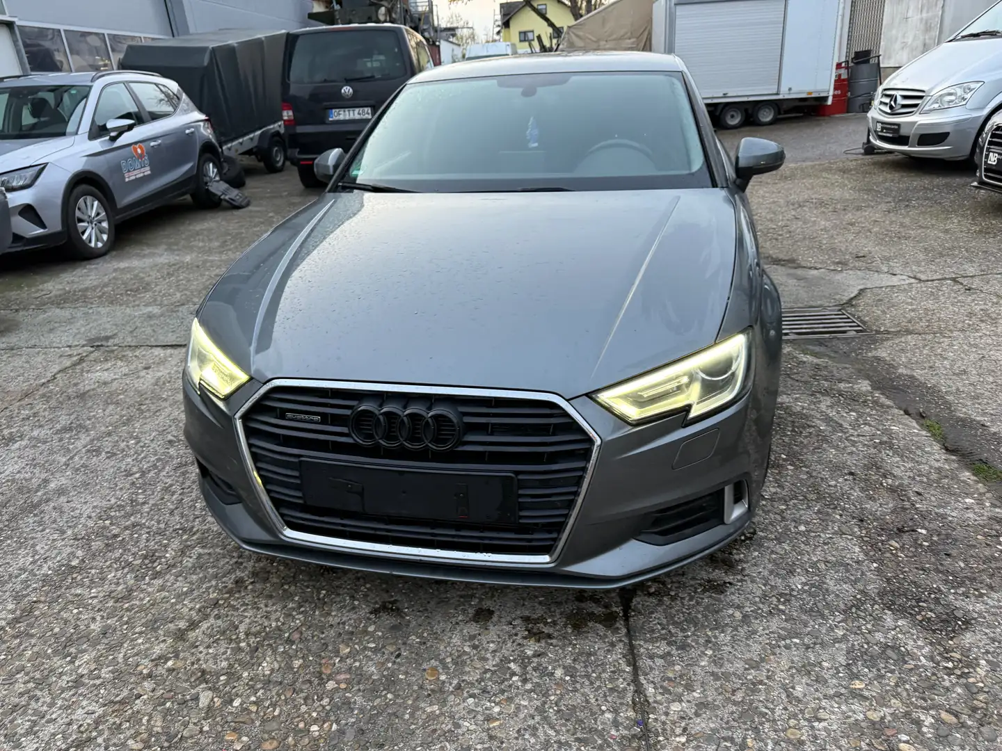 Audi A3 quattro sport Grau - 2