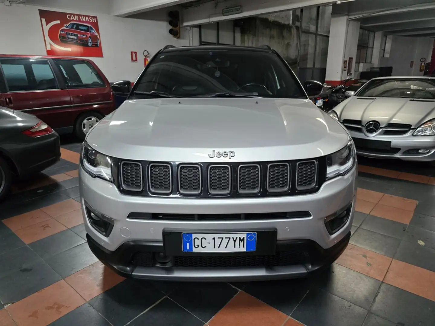Jeep Compass 1.6 mjt S 2wd 120cv my20 Grau - 2