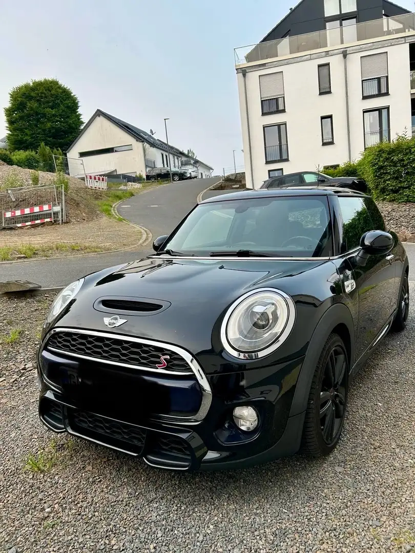 MINI Cooper S Sport-Aut. Schwarz - 1