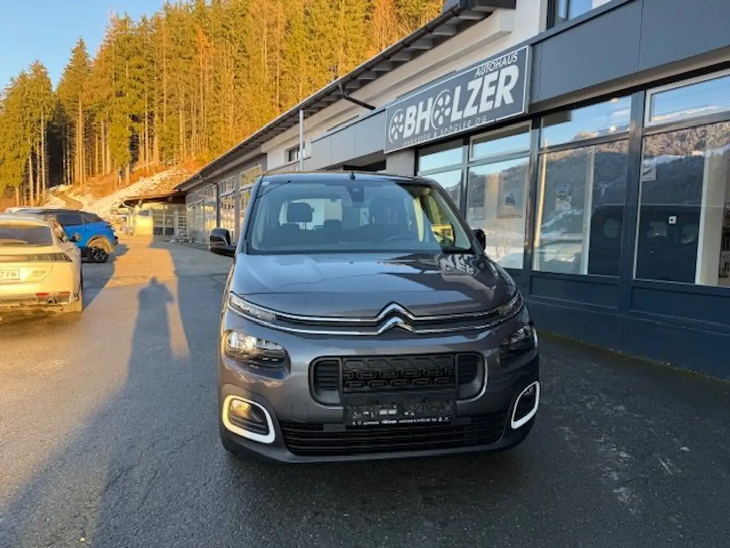 Citroen Berlingo Feel M Grau - 1