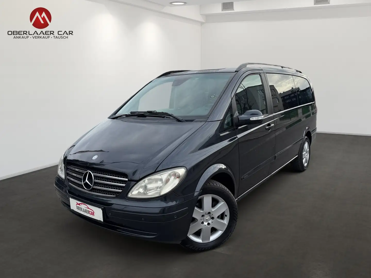Mercedes-Benz Viano 3.0 CDI Activity lang Aut. Schwarz - 1
