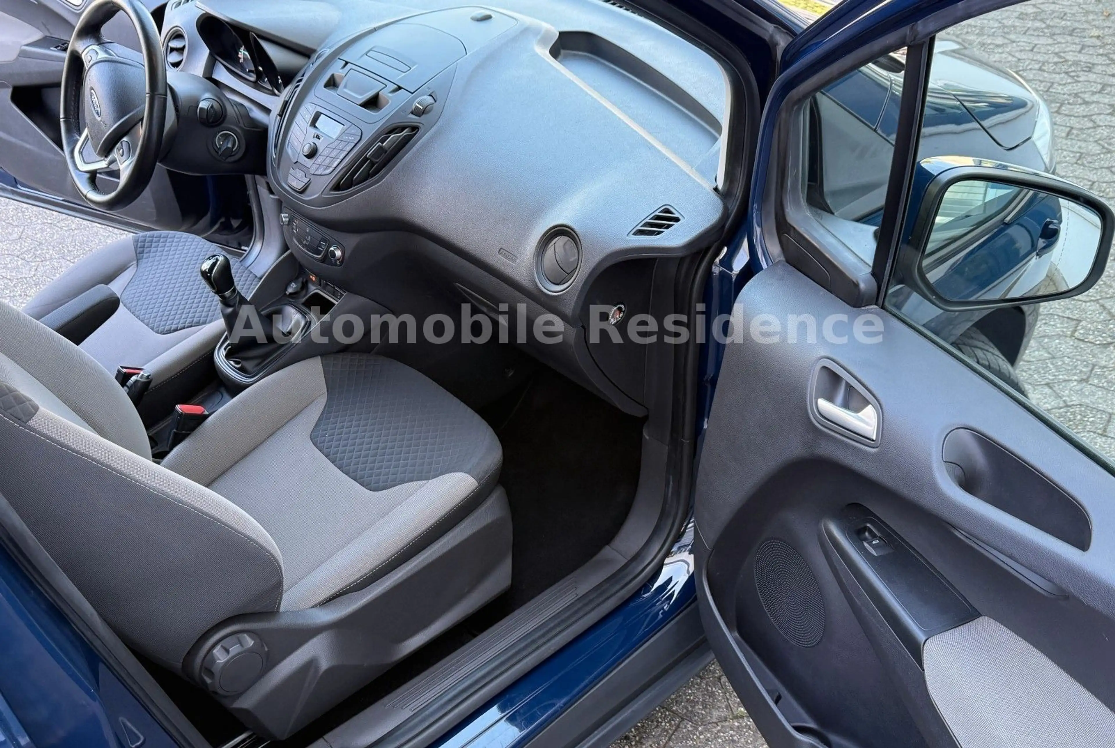 Ford Tourneo Courier 1.0*KLIMA*PDC*E-PAKET*1HD*TOP* — photo 7