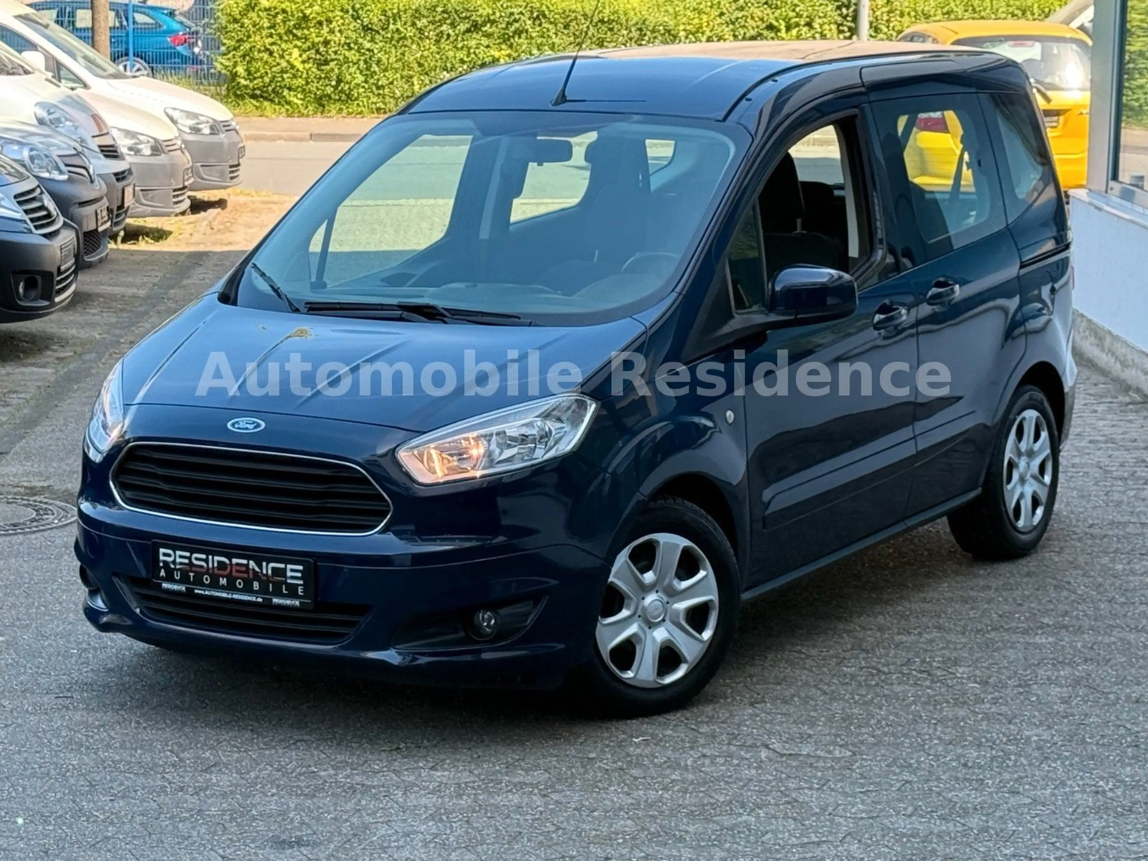 Ford Tourneo Courier 1.0*KLIMA*PDC*E-PAKET*1HD*TOP* — photo 2