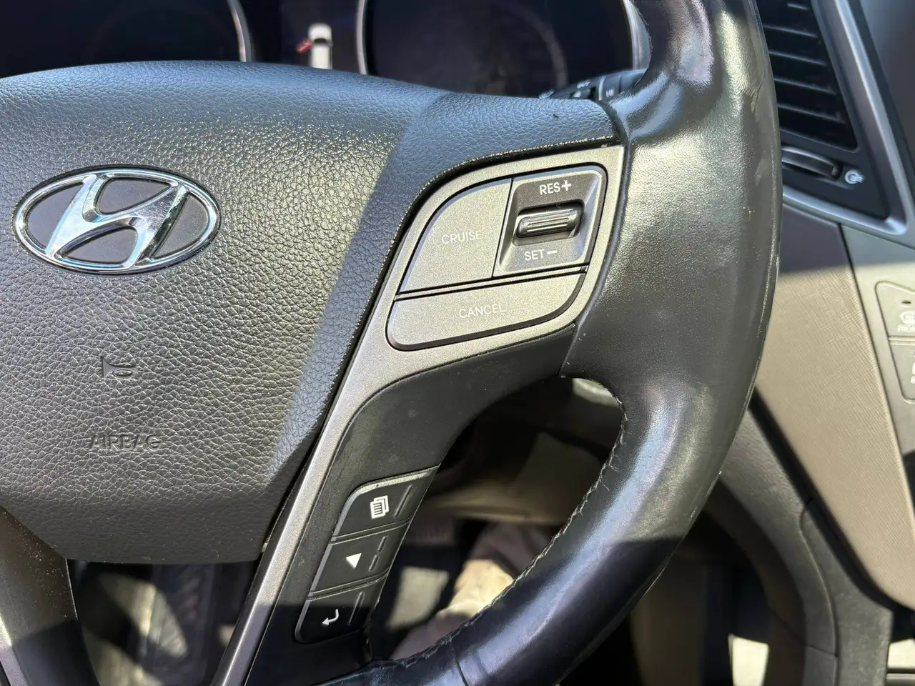 Hyundai SANTA FE снимка Hyundai SANTA FE