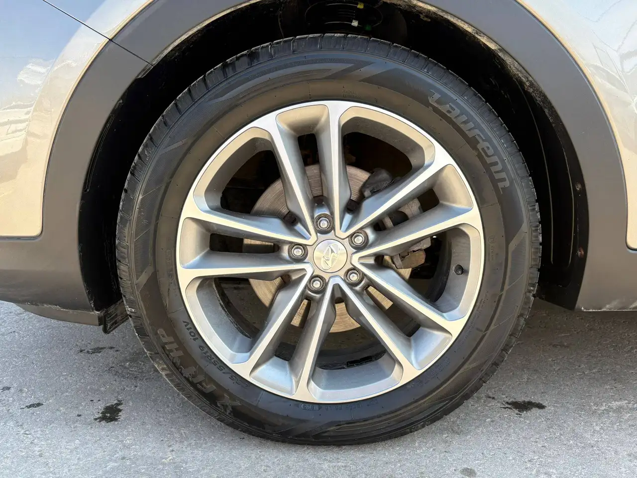 Hyundai SANTA FE снимка Hyundai SANTA FE