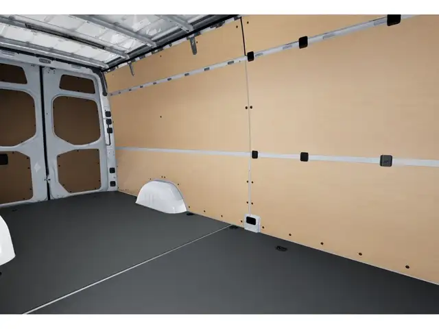 Mercedes-Benz Sprinter 315 CDI Kasten PRO Hochdach Lang AHK Ansicht 22