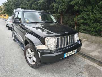 Cherokee 2.8 CRD Sport