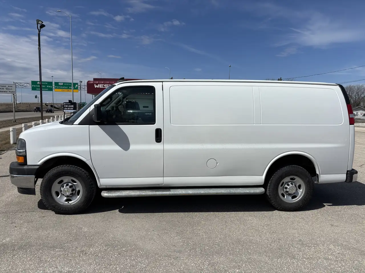 2024 Chevrolet Express 2500