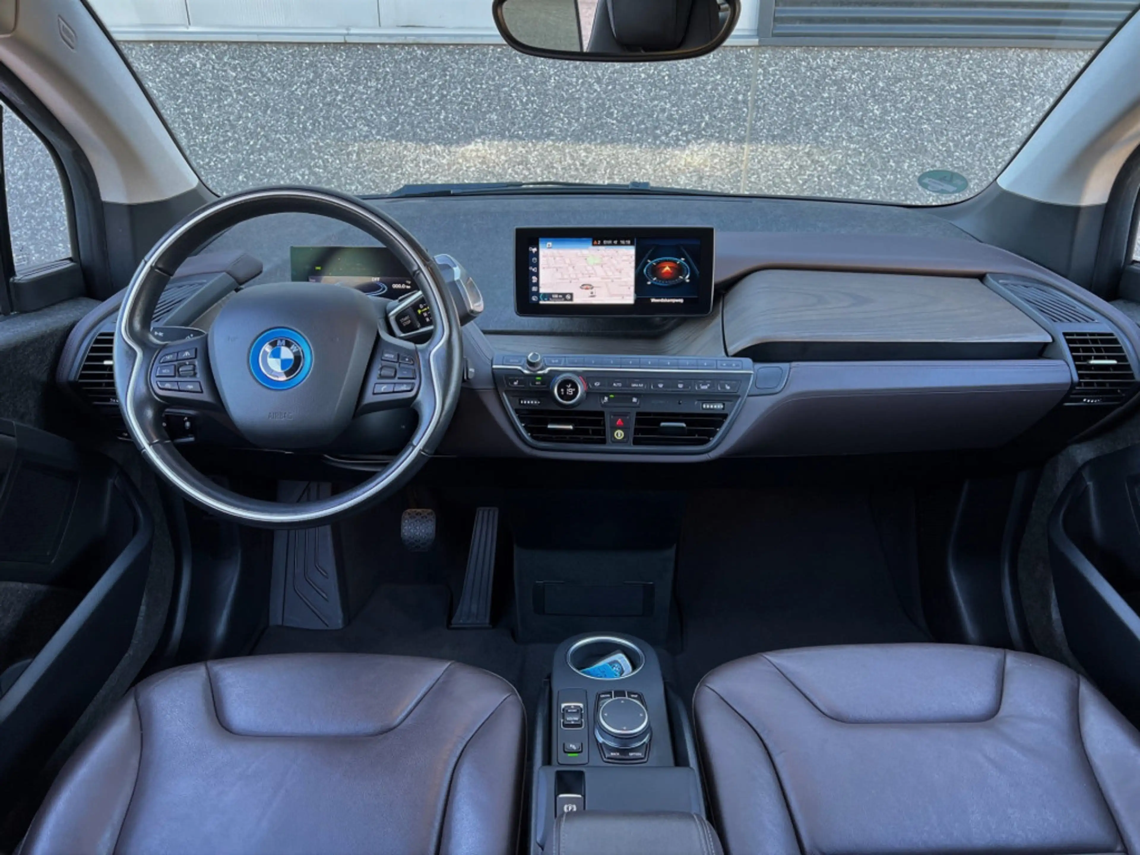BMW i3 Executive 120Ah 42 kWh/Sunroof/Adaptive/Carplay/W- — photo 2