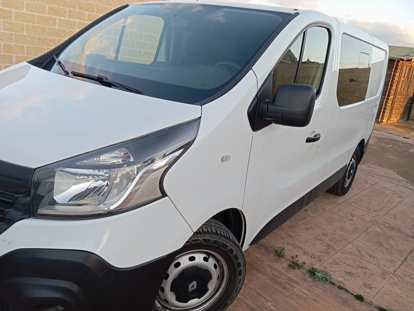 Renault Trafic Furgón DCb. 29 L2 dCi 88kW Blanco - 2