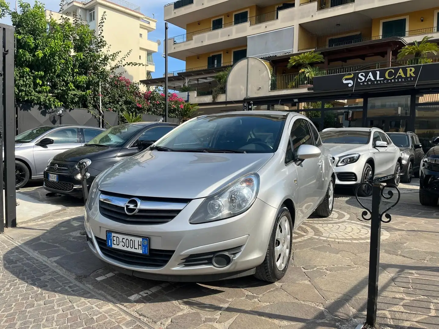 Opel Corsa 1.0 Benzina 65 CV Edition 2010 Argent - 1