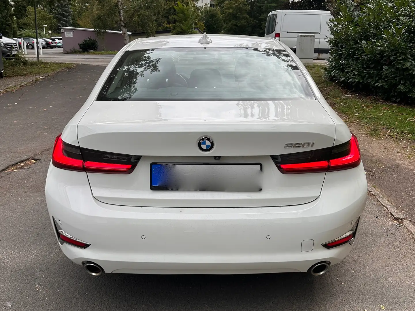 BMW 320 320i GT Aut. Luxury Line Weiß - 2