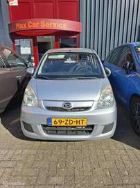 1.0 Premium /2008 /nieuw Apk bij aflevering