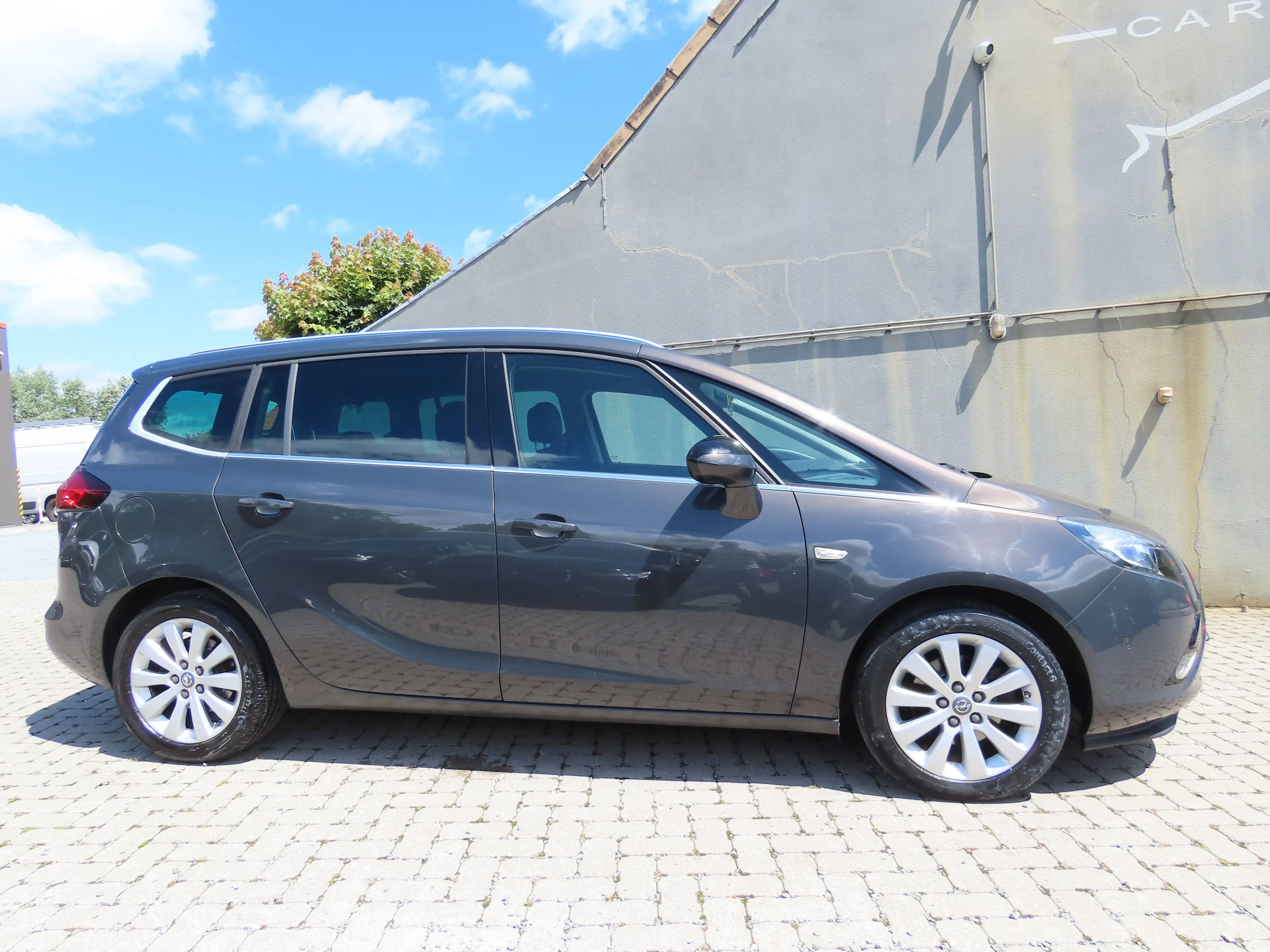 Opel Zafira Tourer Zafira 1.4 Turbo Comfort — photo 2