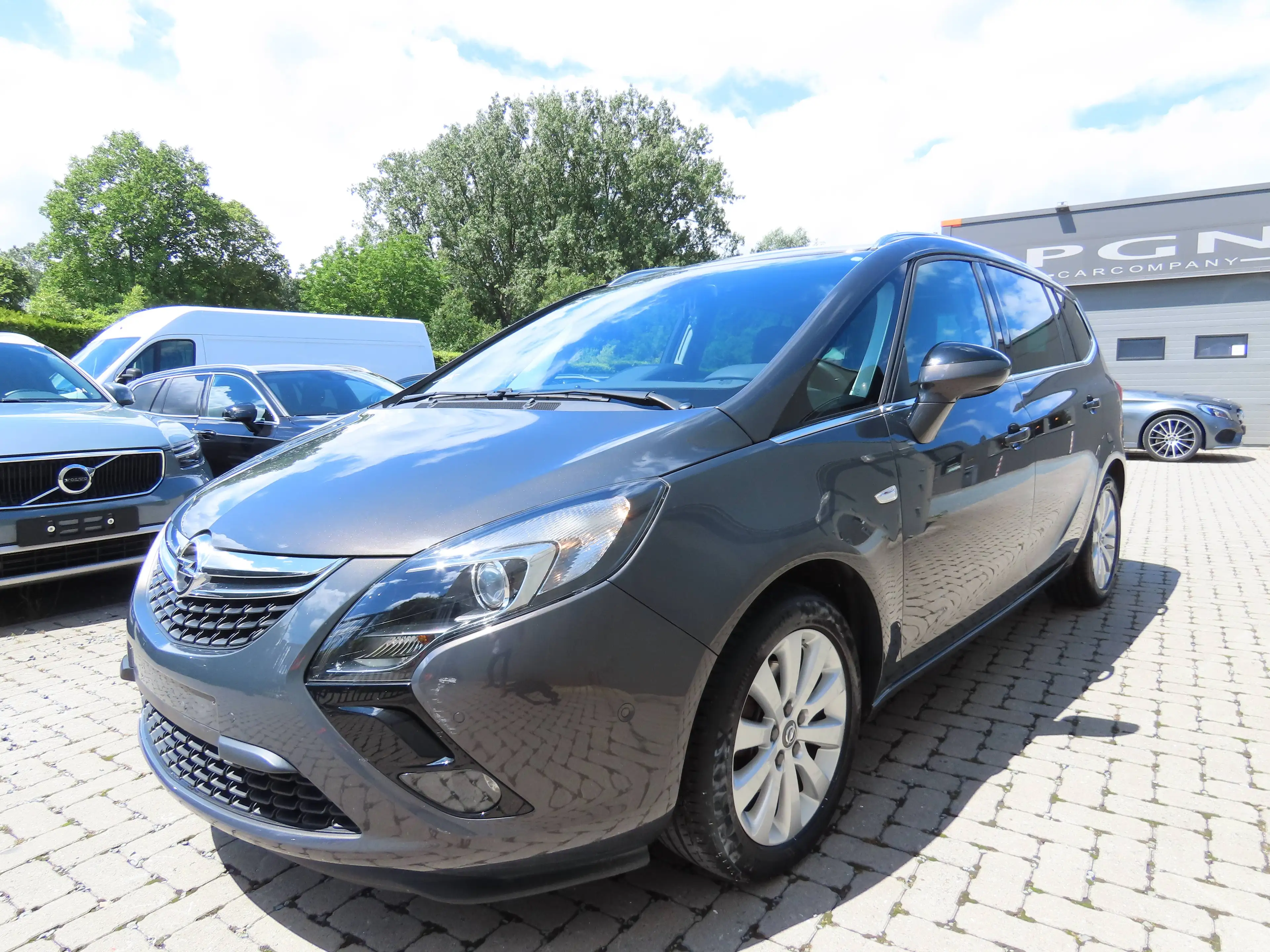 Opel Zafira Tourer Zafira 1.4 Turbo Comfort — photo 12