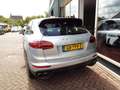 Porsche Cayenne 3.0 S E-Hybrid CAMERA-TREKHAAK-NL AUTO-NAP-BOVAG Grijs - thumbnail 5