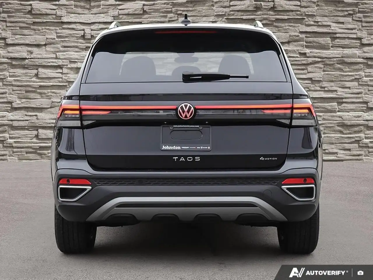 Volkswagen Taos снимка Volkswagen Taos