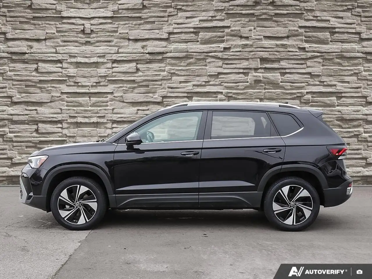 Volkswagen Taos снимка Volkswagen Taos