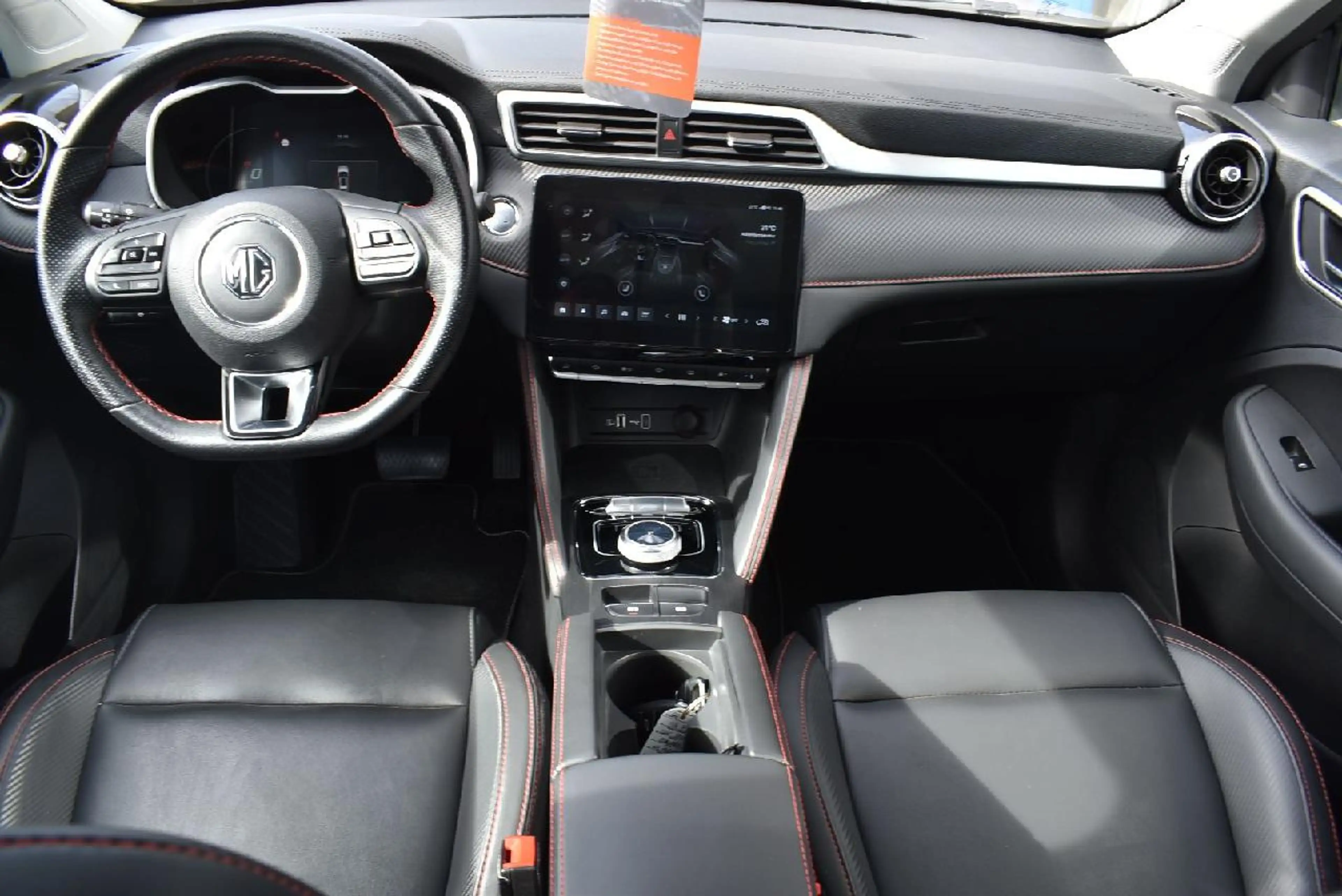 MG ZS Luxury — photo 8