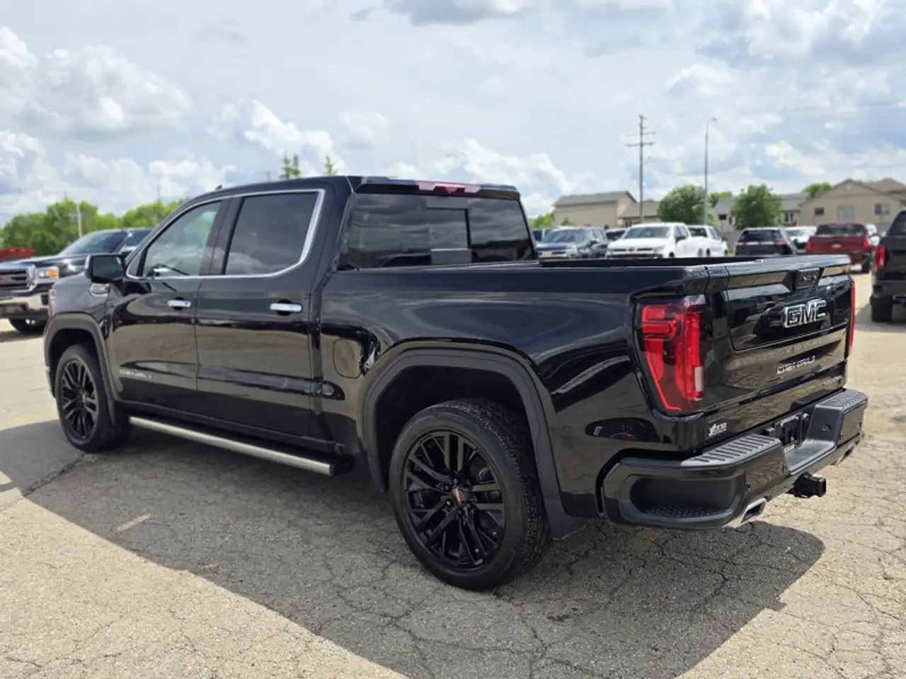 GMC Sierra 1500 снимка GMC Sierra 1500
