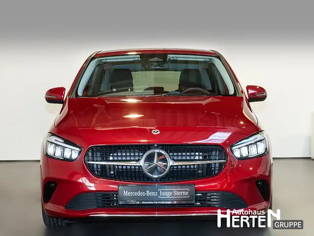 Mercedes-Benz B-Class view 2