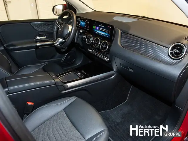 Mercedes-Benz B-Class view 6