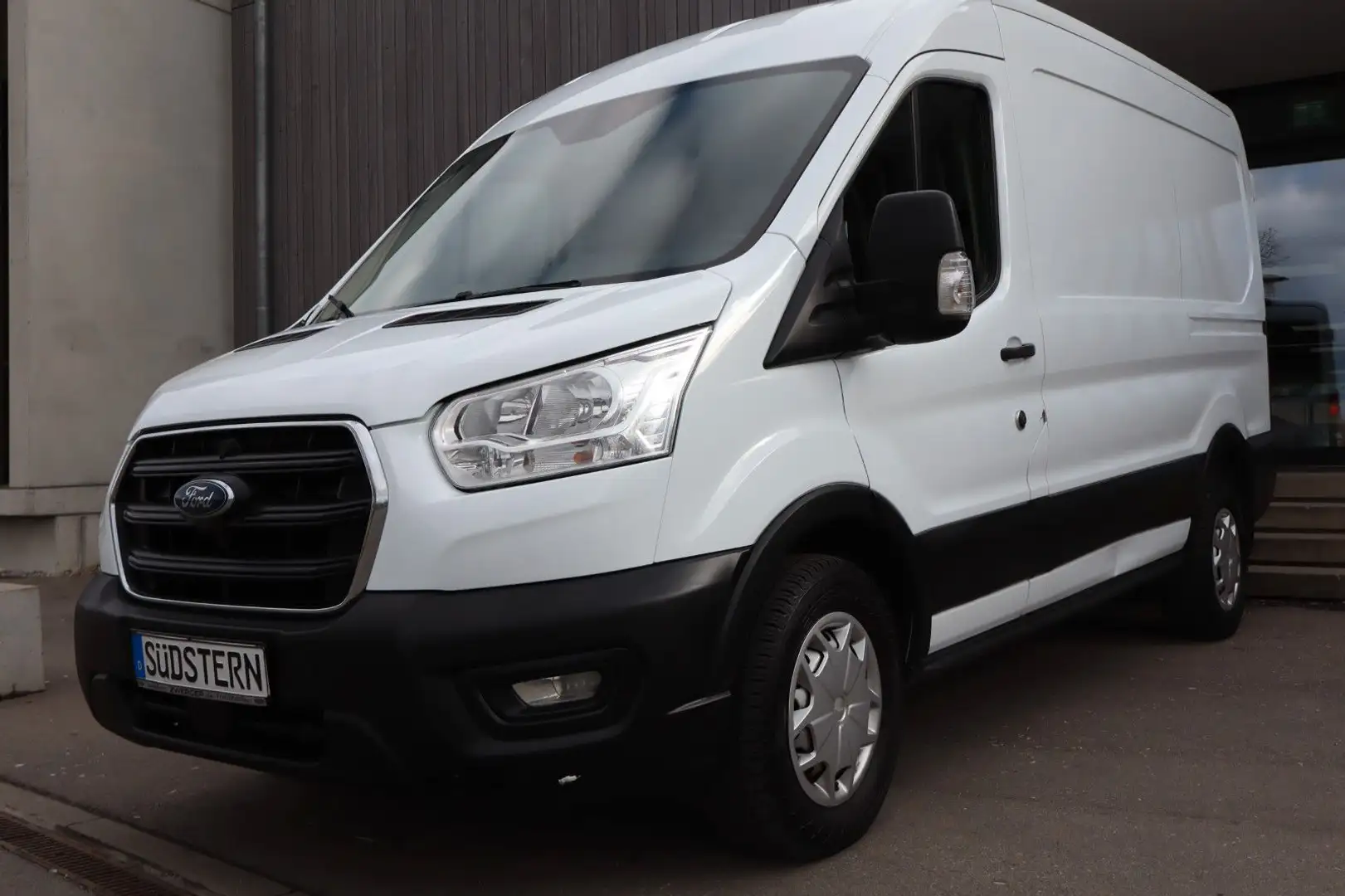 Ford Transit Kasten 350 L2/H2 Klima/AHK/RFK/Display Weiß - 1