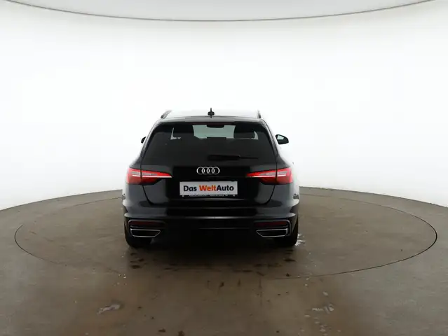 Audi A4 view 6