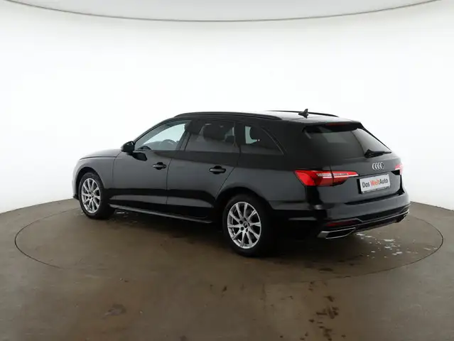 Audi A4 view 5