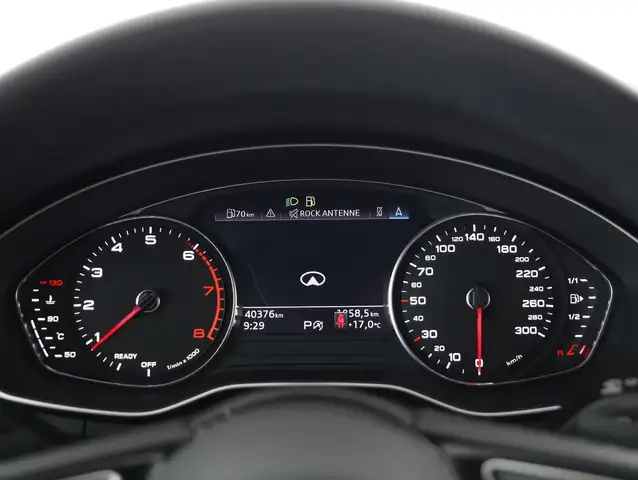 Audi A4 view 15