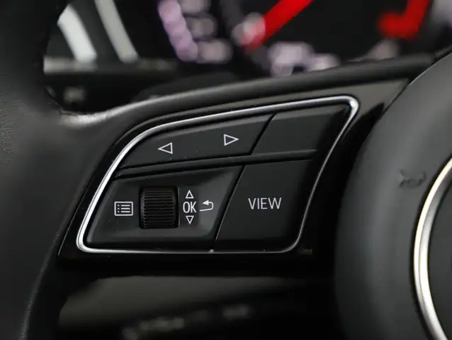 Audi A4 view 13