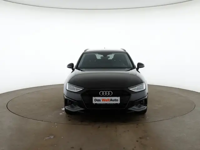 Audi A4 view 3
