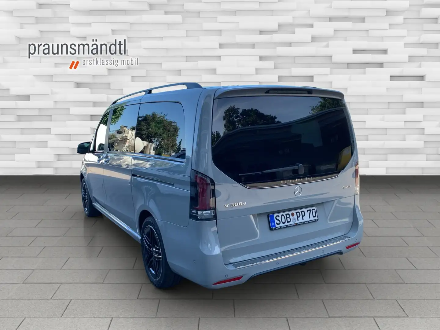 Mercedes-Benz V 300 d 4MATIC Avantgarde lang Automatik AHK Grau - 2