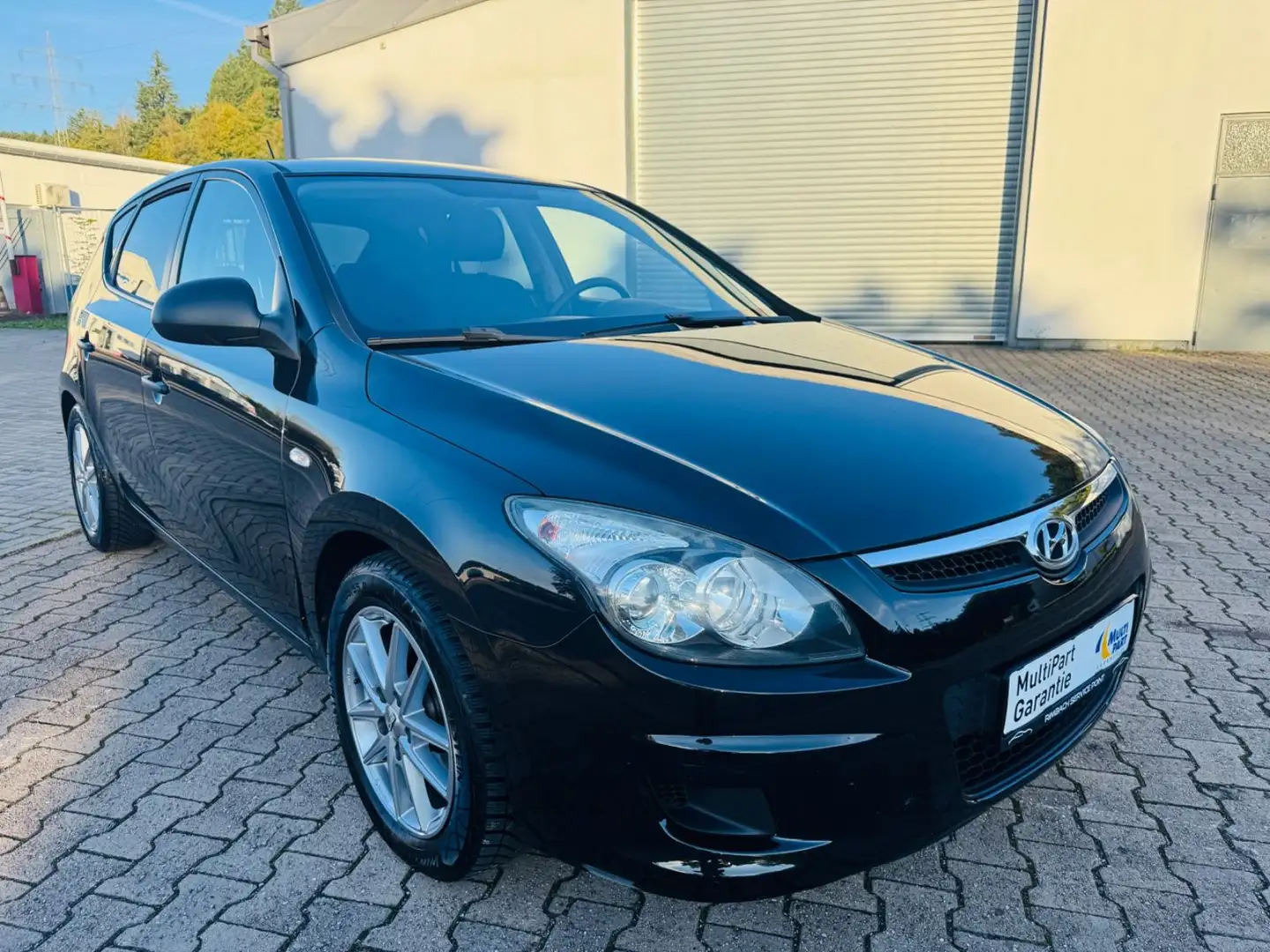 Hyundai i30 Classic Schwarz - 1
