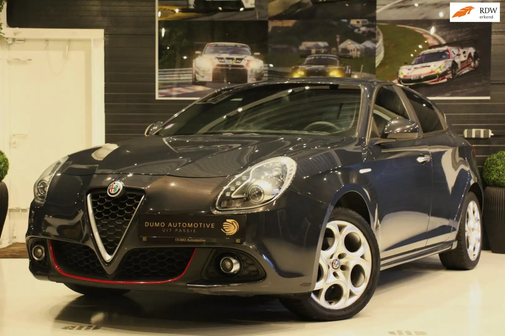 Alfa Romeo Giulietta 1.4 Turbo - Facelift - 1e eigenaar - Dealer onderh Grijs - 1