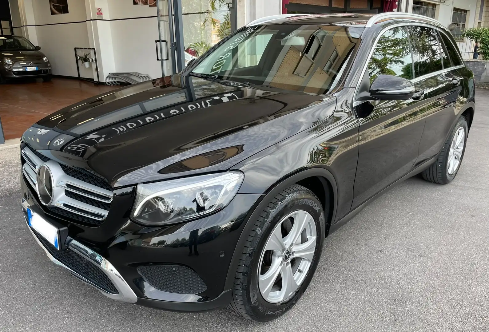 Mercedes-Benz GLC 220 GLC 220 d Sport 4matic auto Zwart - 1