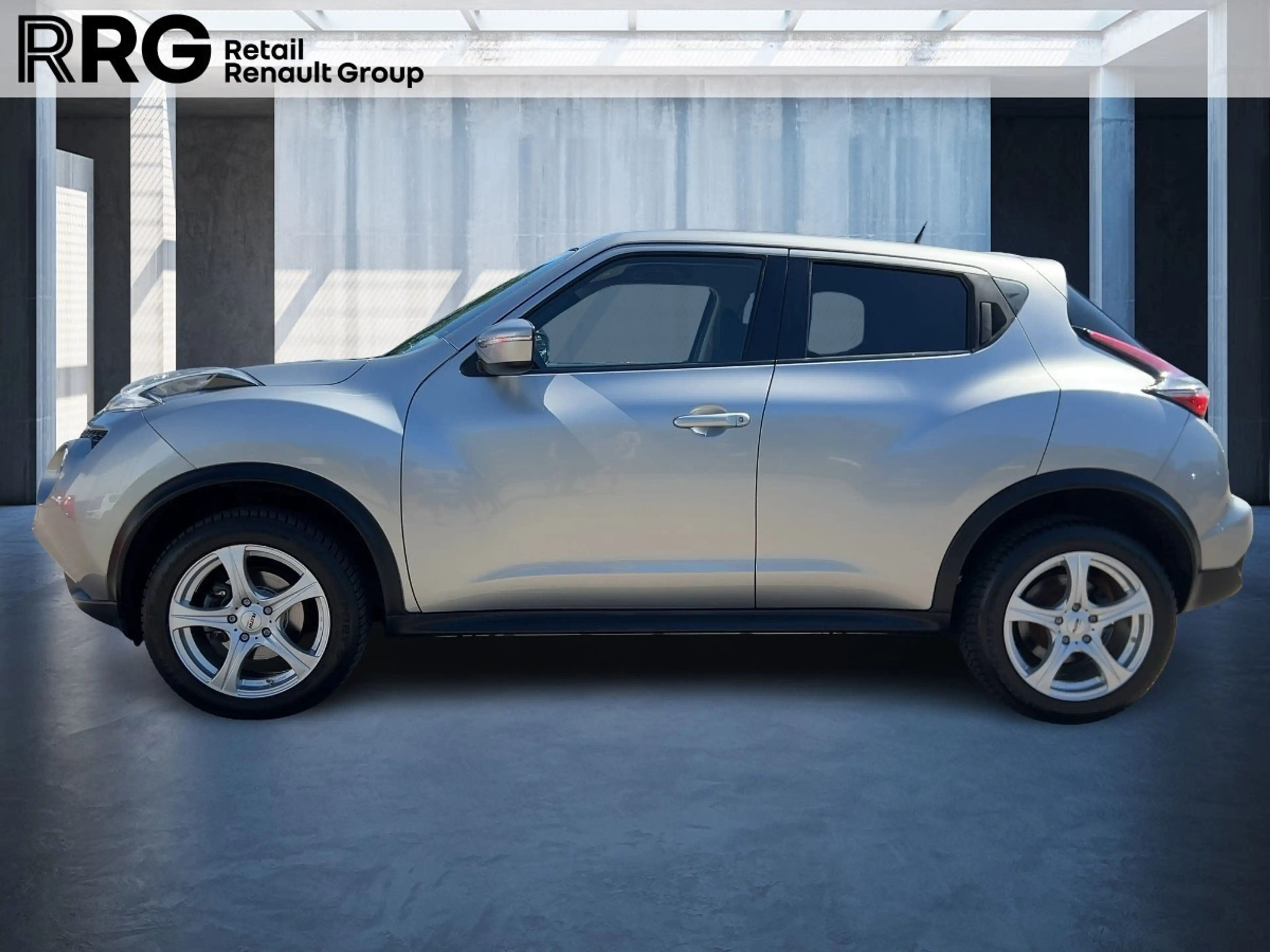 Nissan Juke 1.6 Acenta 4x2 Automatik Rückfahrkamera PDC KLIMA BT — photo 2