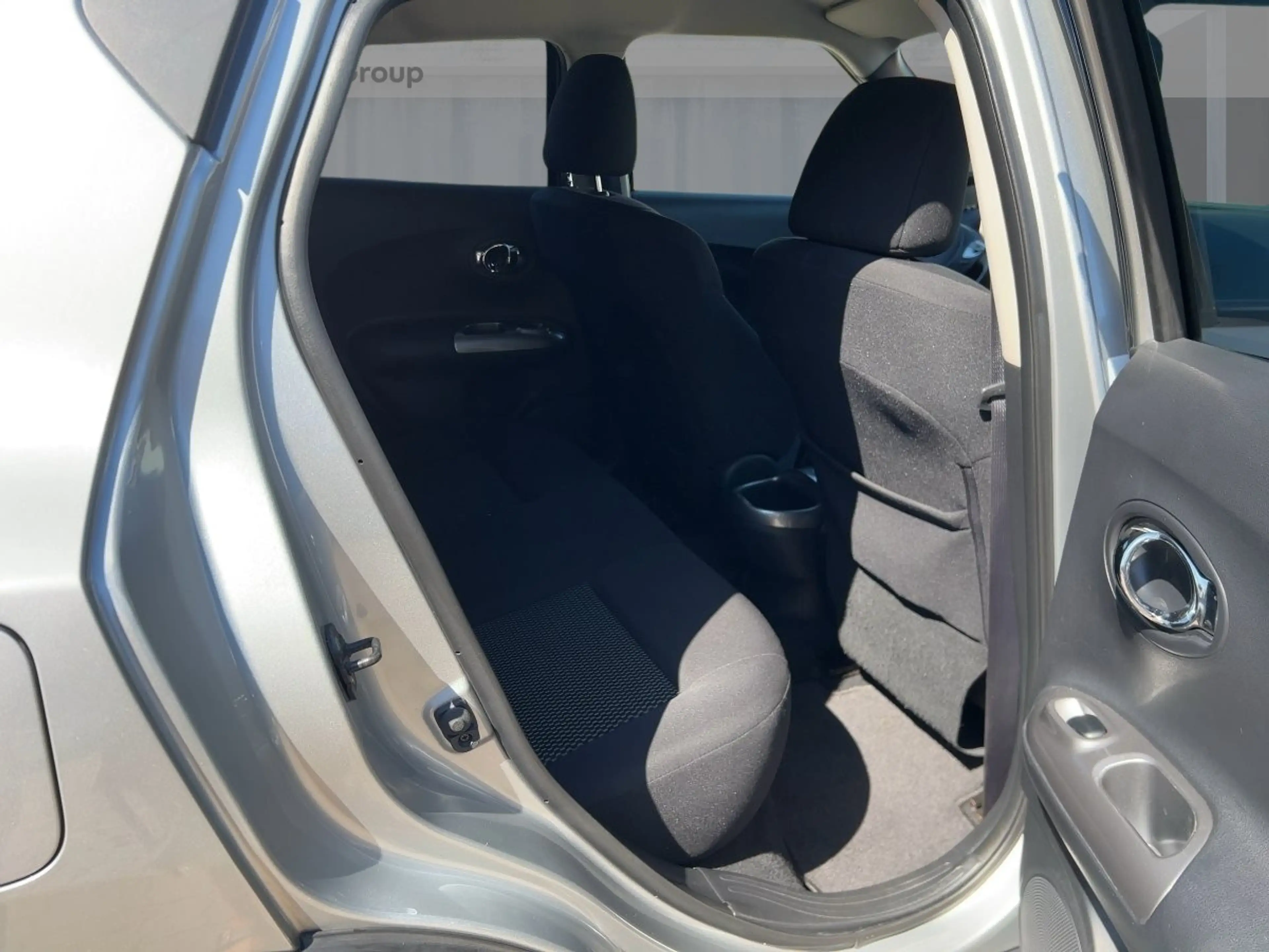 Nissan Juke 1.6 Acenta 4x2 Automatik Rückfahrkamera PDC KLIMA BT — photo 9