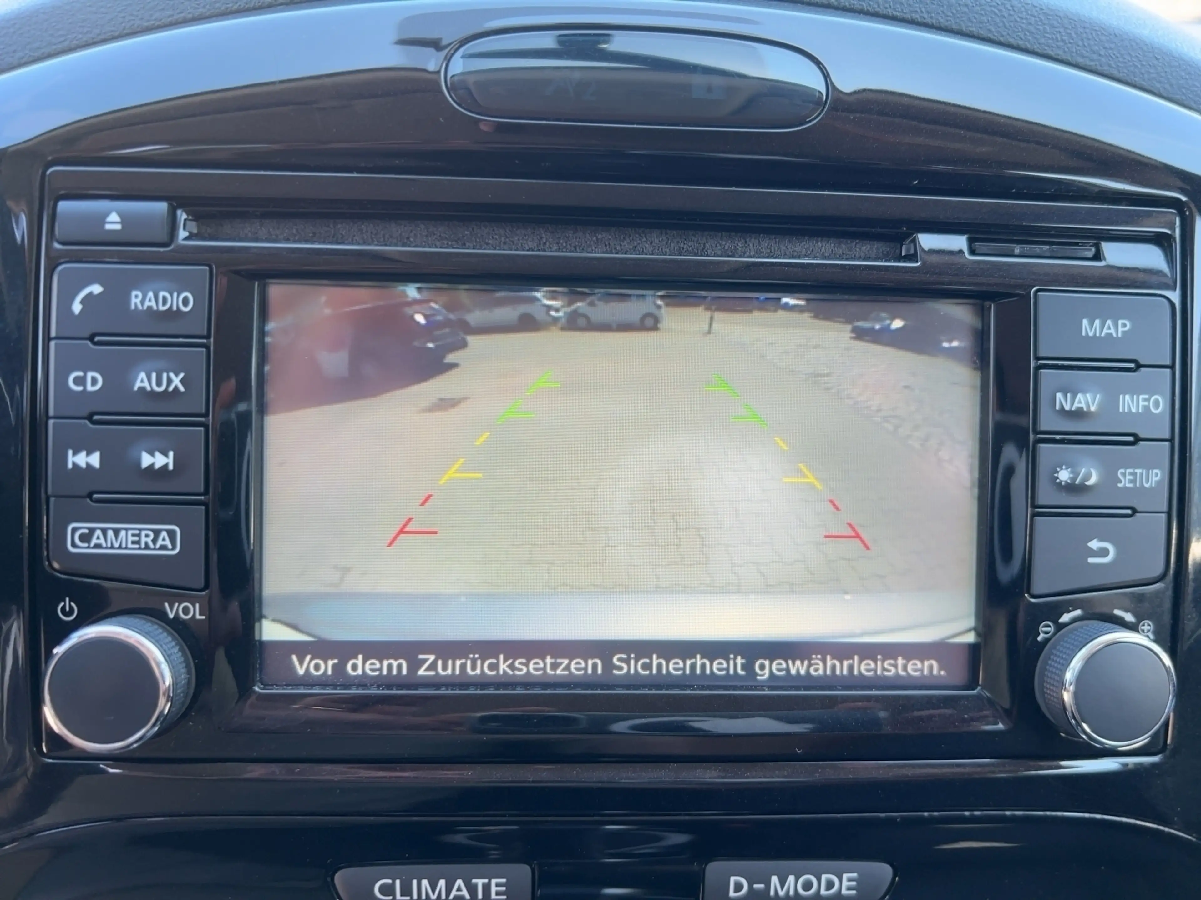 Nissan Juke 1.6 Acenta 4x2 Automatik Rückfahrkamera PDC KLIMA BT — photo 13
