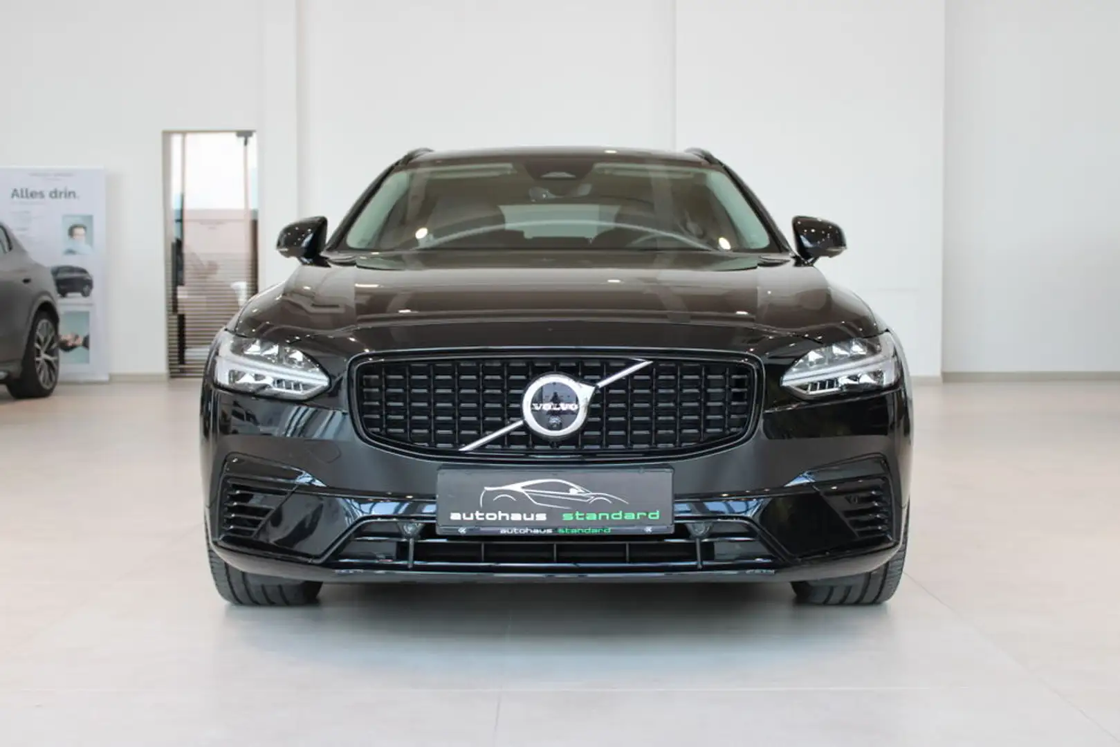 Volvo V90 Ultimate Dark Recharge Plug-In Hybrid AWD Schwarz - 2