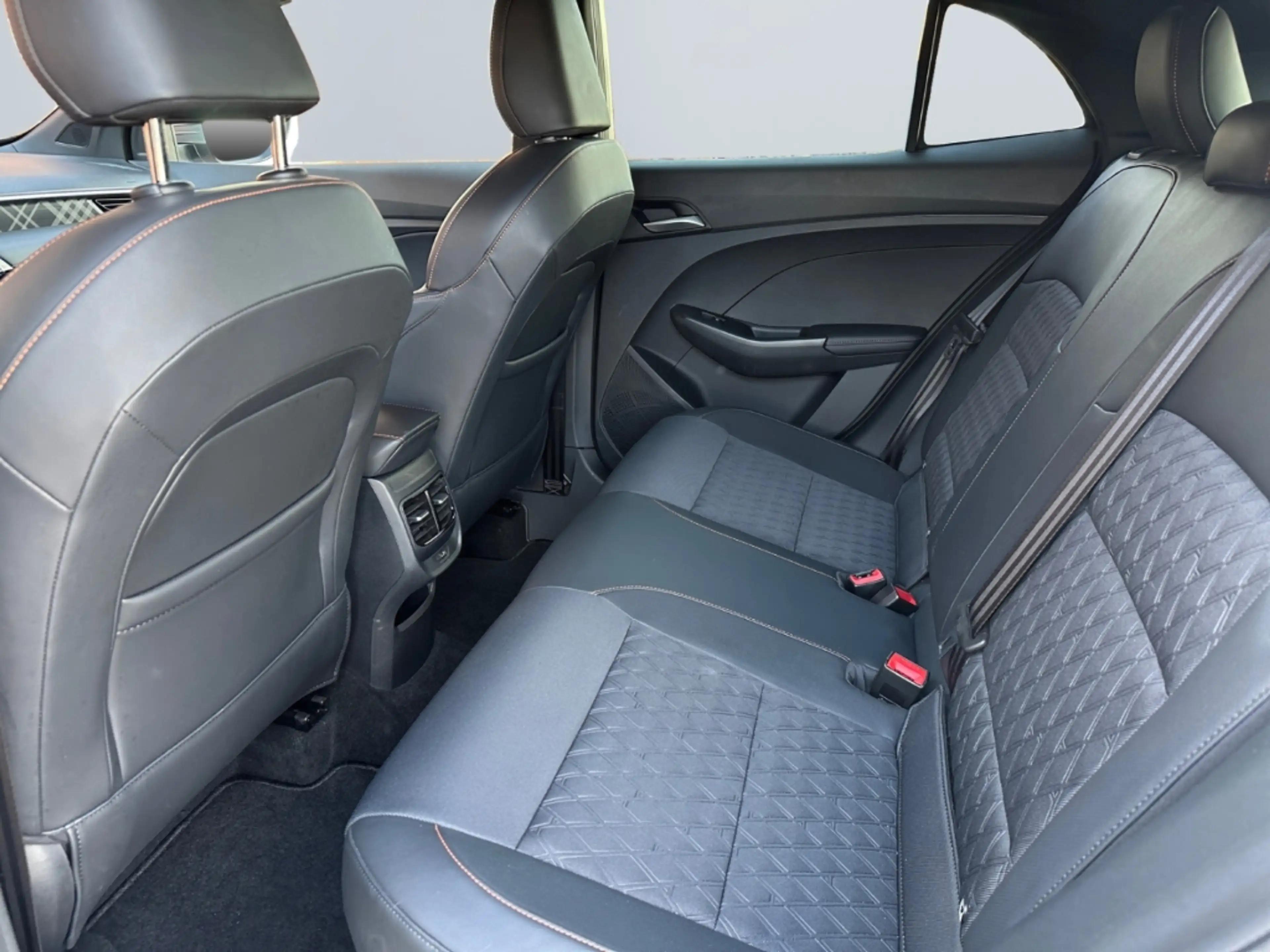 MG MG3 1.5 Hybrid+ Luxury *LED*360°*SHZ*CarPlay*ACC* — photo 14
